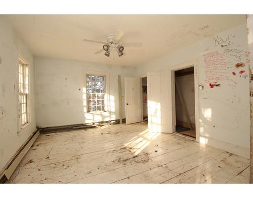 70 Cushing St, Ashburnham, MA 01430 photo 8