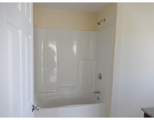 82 Bailey St, Fall River, MA 02724 photo 8
