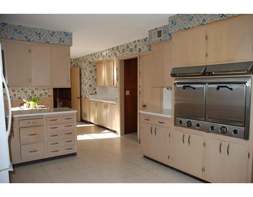 102 Archer, Fall River, MA 02720 photo 10