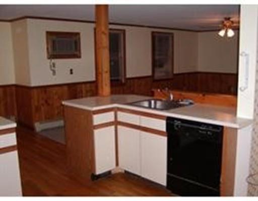 46 Roosevelt St, Maynard, MA 01754 photo 2