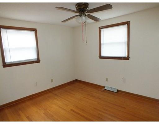 13 Wales Ct, Springfield, MA 01104 photo 10