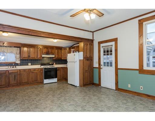 35 Cochran St, Chicopee, MA 01020 photo 17