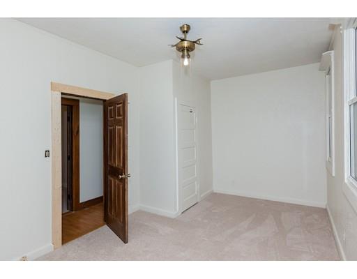 35 Cochran St, Chicopee, MA 01020 photo 13