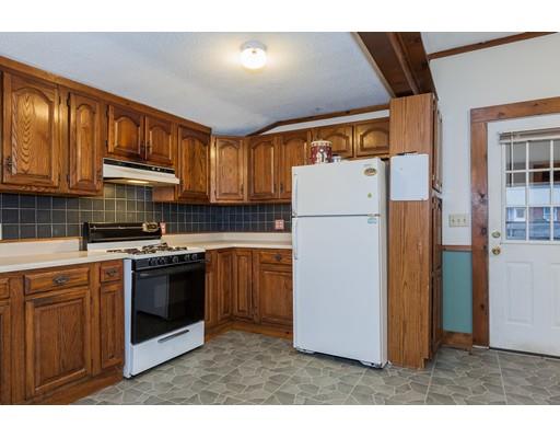 35 Cochran St, Chicopee, MA 01020 photo 20