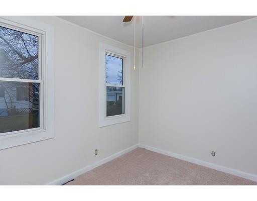 35 Cochran St, Chicopee, MA 01020 photo 10