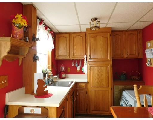 3 Baldwin St, Worcester, MA 01604 photo 9