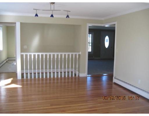 32 Randall St, Worcester, MA 01606 photo 3
