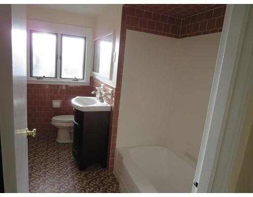 25 Radcliff Rd, Beverly, MA 01915 photo 13