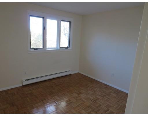 25 Radcliff Rd, Beverly, MA 01915 photo 10