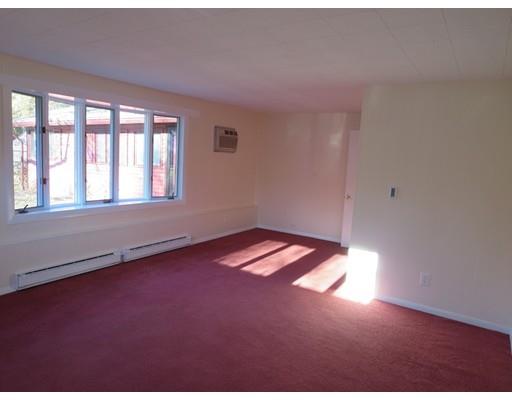 25 Radcliff Rd, Beverly, MA 01915 photo 5