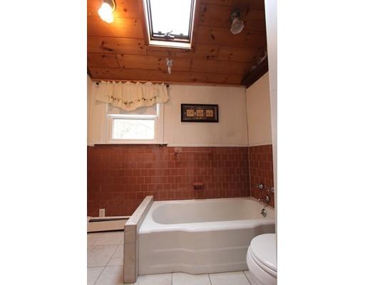 38 Taft Ave, Mendon, MA 01756 photo 15