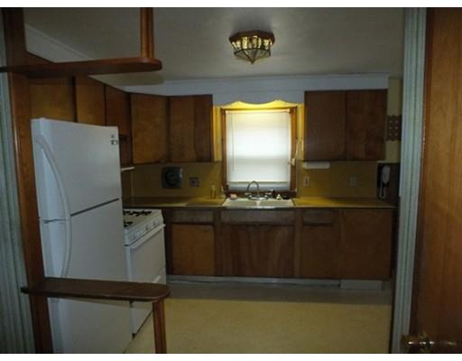 128 Bretton Rd, Springfield, MA 01119 photo 6