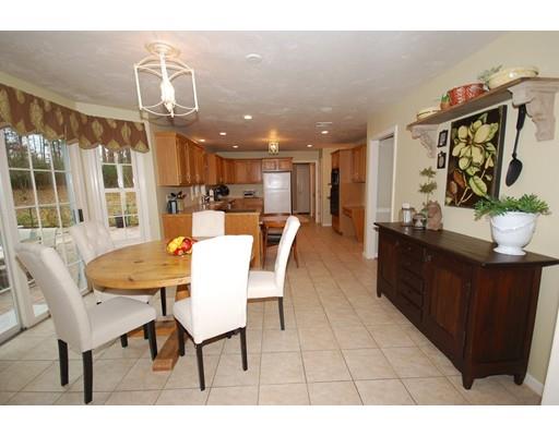 15 Brousseau Dr, Upton, MA 01568 photo 9