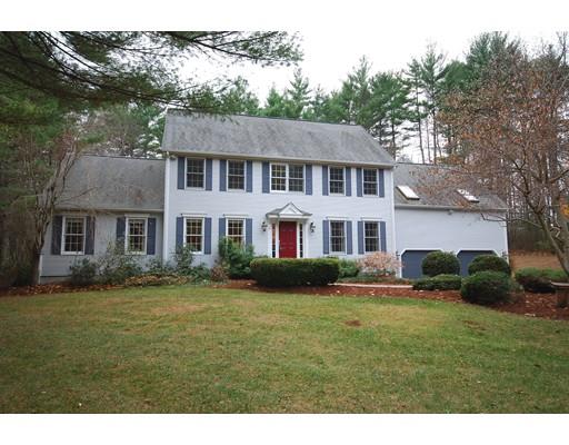 15 Brousseau Dr, Upton, MA 01568 photo 1