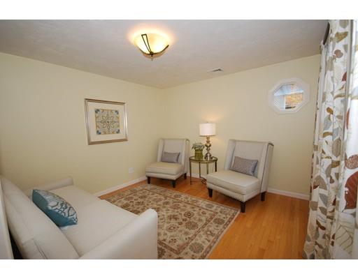 15 Brousseau Dr, Upton, MA 01568 photo 7