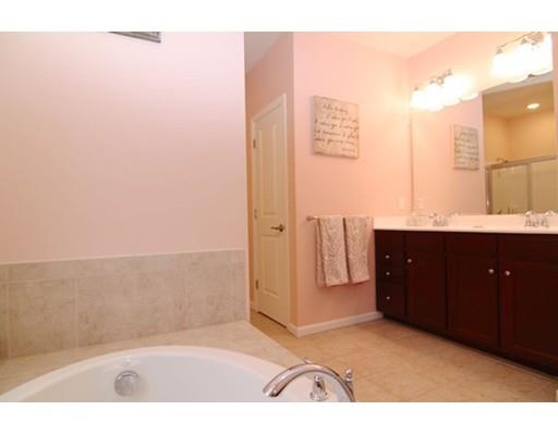 75 Augustus Ct #2013, Reading, MA 01867 photo 17