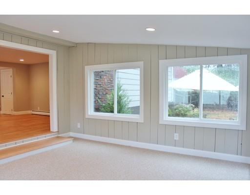 11 Hazelwood Dr, Hingham, MA 02043 photo 17