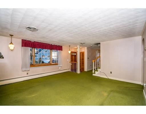77 Sturges Rd, Reading, MA 01867 photo 3