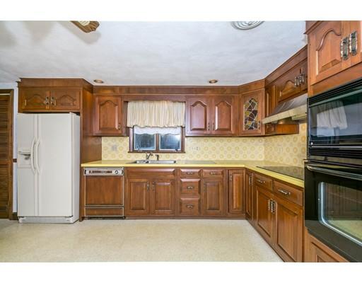 77 Sturges Rd, Reading, MA 01867 photo 6