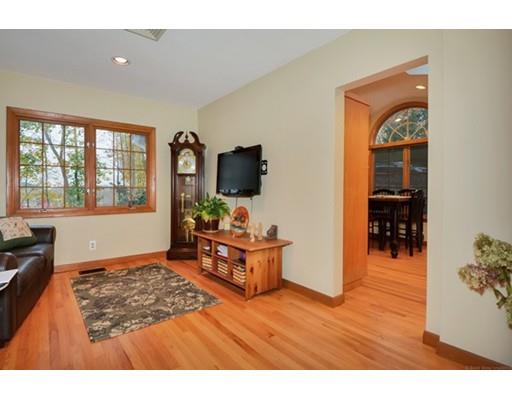 29 Kimlo Rd, Wellesley, MA 02481 photo 5