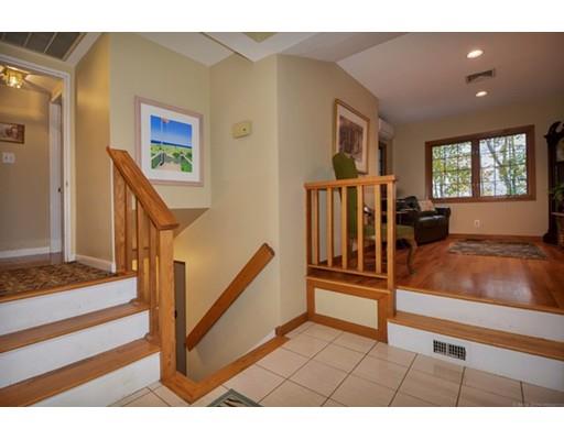 29 Kimlo Rd, Wellesley, MA 02481 photo 3