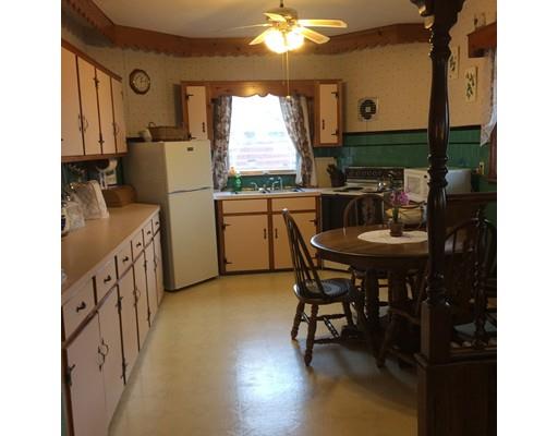 107 Spencer St, Fall River, MA 02721 photo 4