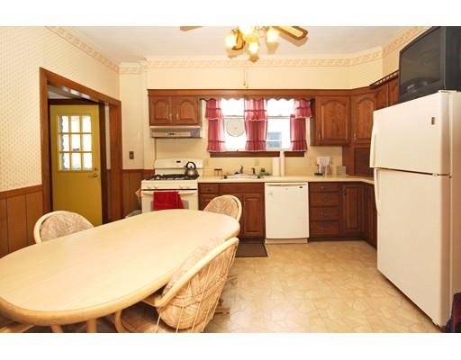 47 Preston St, Springfield, MA 01109 photo 9