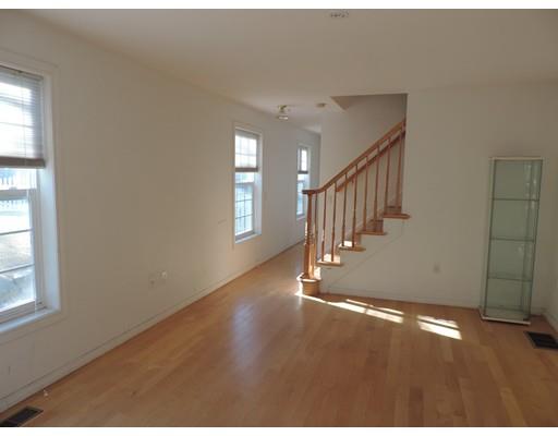 32 Junction St #1, Needham, MA 02492 photo 2