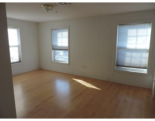 32 Junction St #1, Needham, MA 02492 photo 5