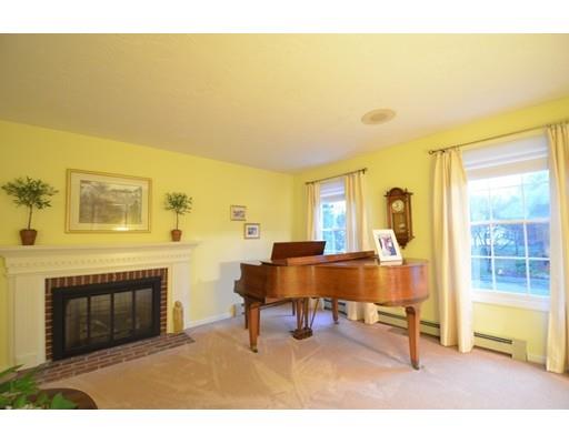 14 Danielle Ln, Mansfield, MA 02048 photo 14