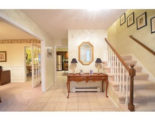 14 Danielle Ln, Mansfield, MA 02048 photo 4