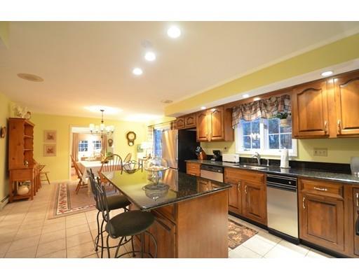 14 Danielle Ln, Mansfield, MA 02048 photo 5