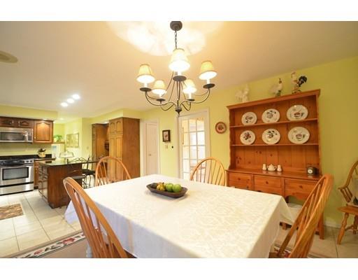 14 Danielle Ln, Mansfield, MA 02048 photo 10