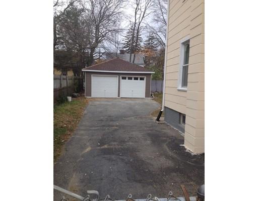 56 Edendale St, Springfield, MA 01104 photo 4