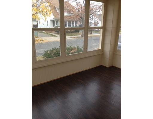 56 Edendale St, Springfield, MA 01104 photo 13