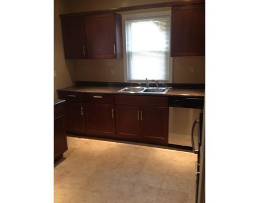 56 Edendale St, Springfield, MA 01104 photo 2
