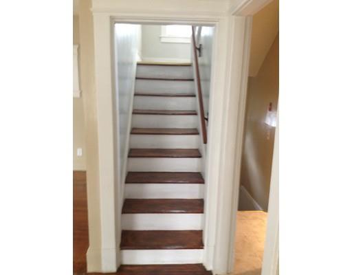 56 Edendale St, Springfield, MA 01104 photo 8