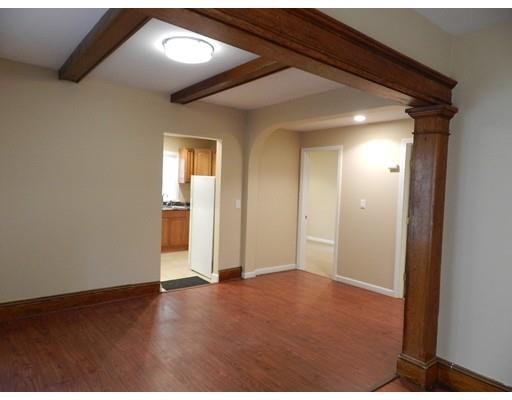 43 Earl St, Springfield, MA 01108 photo 5