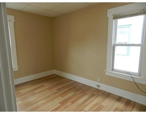 43 Earl St, Springfield, MA 01108 photo 14