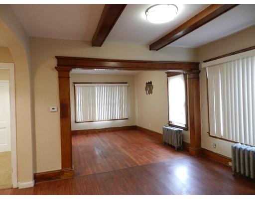 43 Earl St, Springfield, MA 01108 photo 4