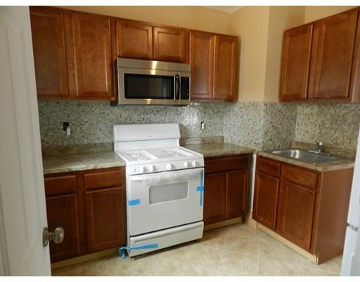 43 Earl St, Springfield, MA 01108 photo 11