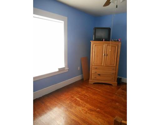 58 Bancroft St, Springfield, MA 01107 photo 11