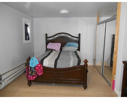 58 Bancroft St, Springfield, MA 01107 photo 6