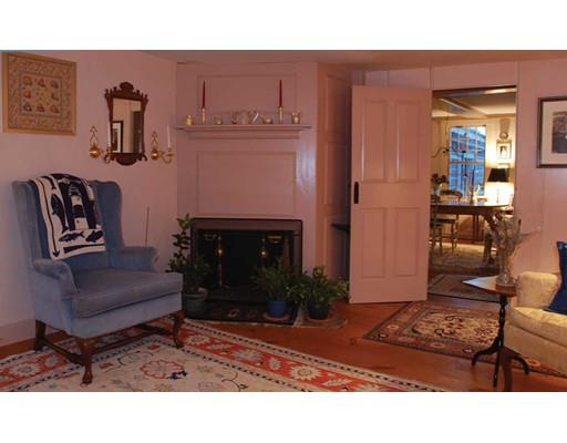 87 Sutton St, Uxbridge, MA 01569 photo 2