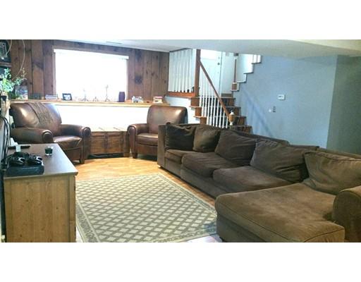 15 Mayflower Ln, East Wareham, MA 02538 photo 5