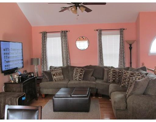 241 Whitefield St, Fall River, MA 02721 photo 5
