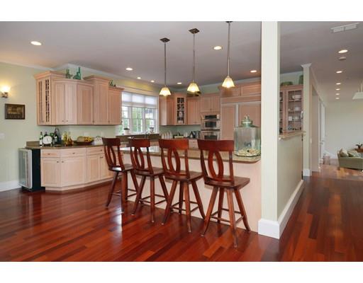 198 Locust St, Danvers, MA 01923 photo 18