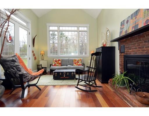 198 Locust St, Danvers, MA 01923 photo 12