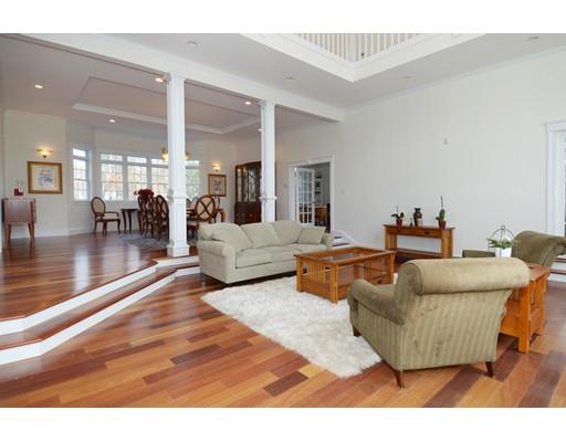 198 Locust St, Danvers, MA 01923 photo 9