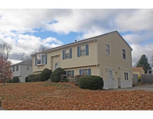 820 Parker St, Springfield, MA 01129 photo 2